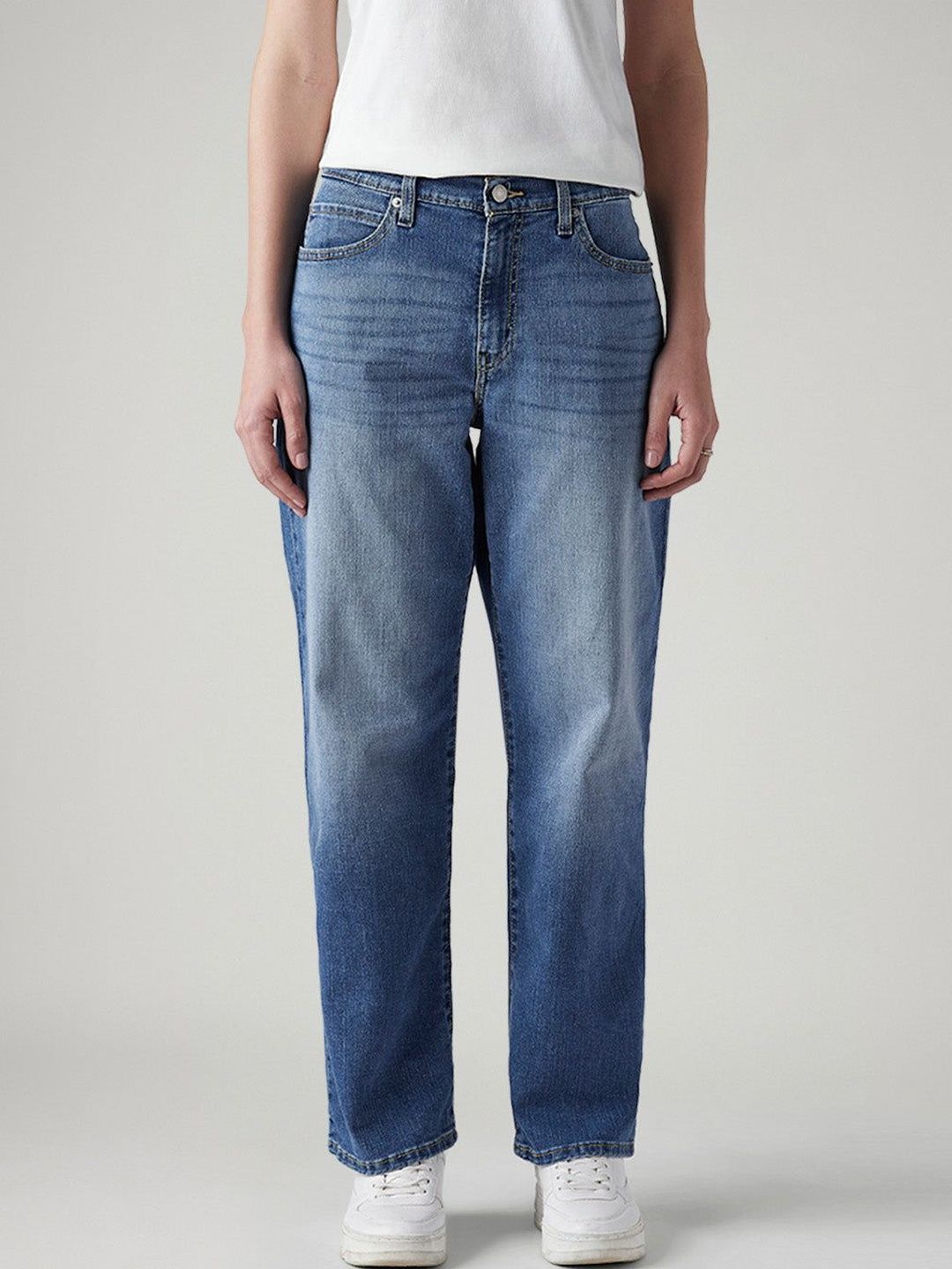 Classic High-Rise Light Fade Stretchable Jeans