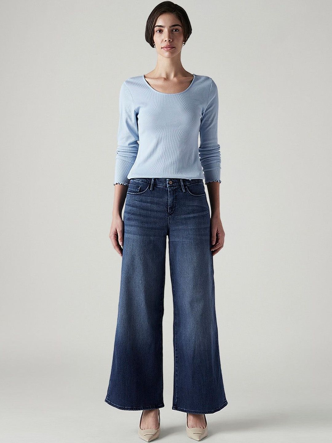 Classic Wide Leg Mid-Rise Light Fade Stretchable Jeans