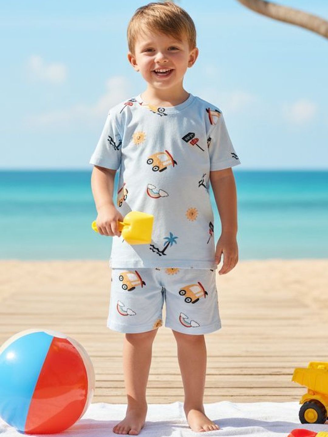 HERE&NOW Boys Printed T-shirt with Shorts