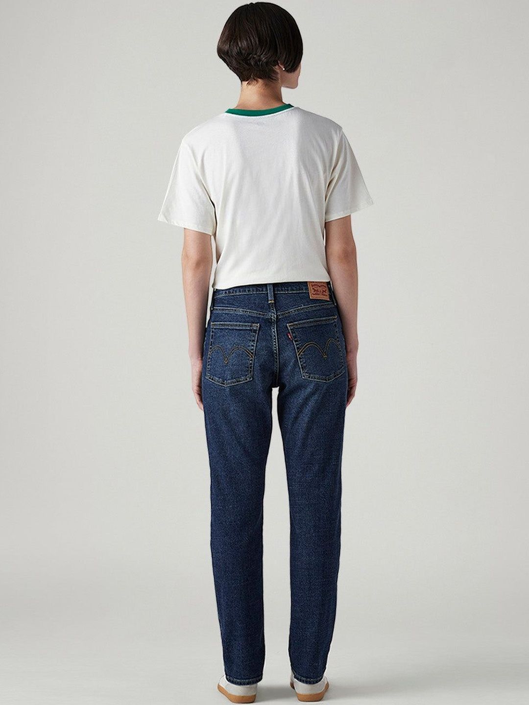 Classic Slim Fit Mid-Rise Light Fade Stretchable Jeans