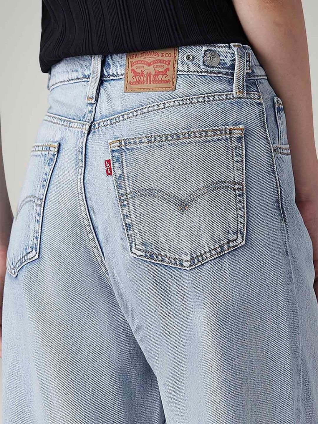 Classic Wide Leg High-Rise Light Fade Jeans