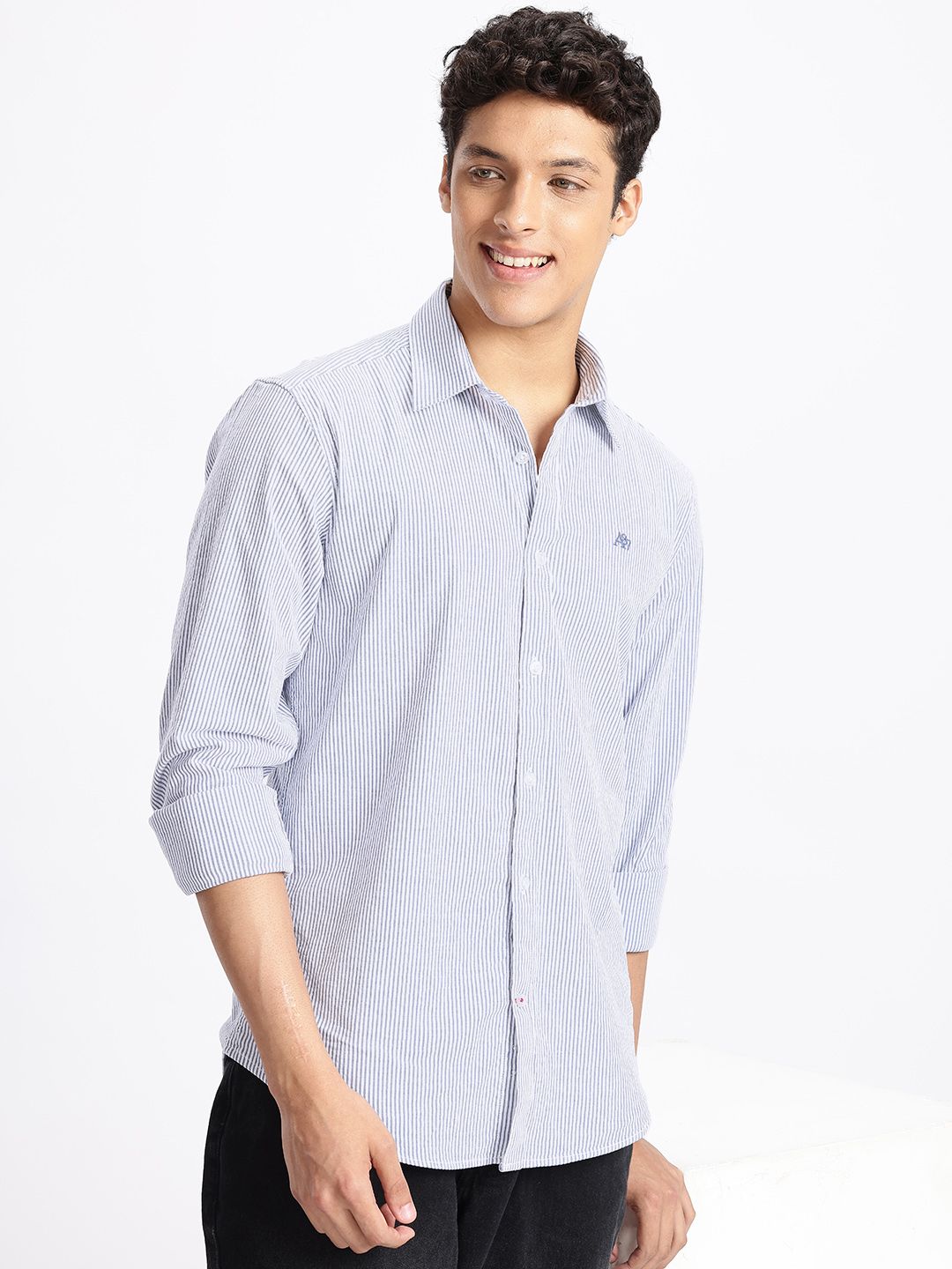 Aeropostale Seersucker Striped Casual Shirt