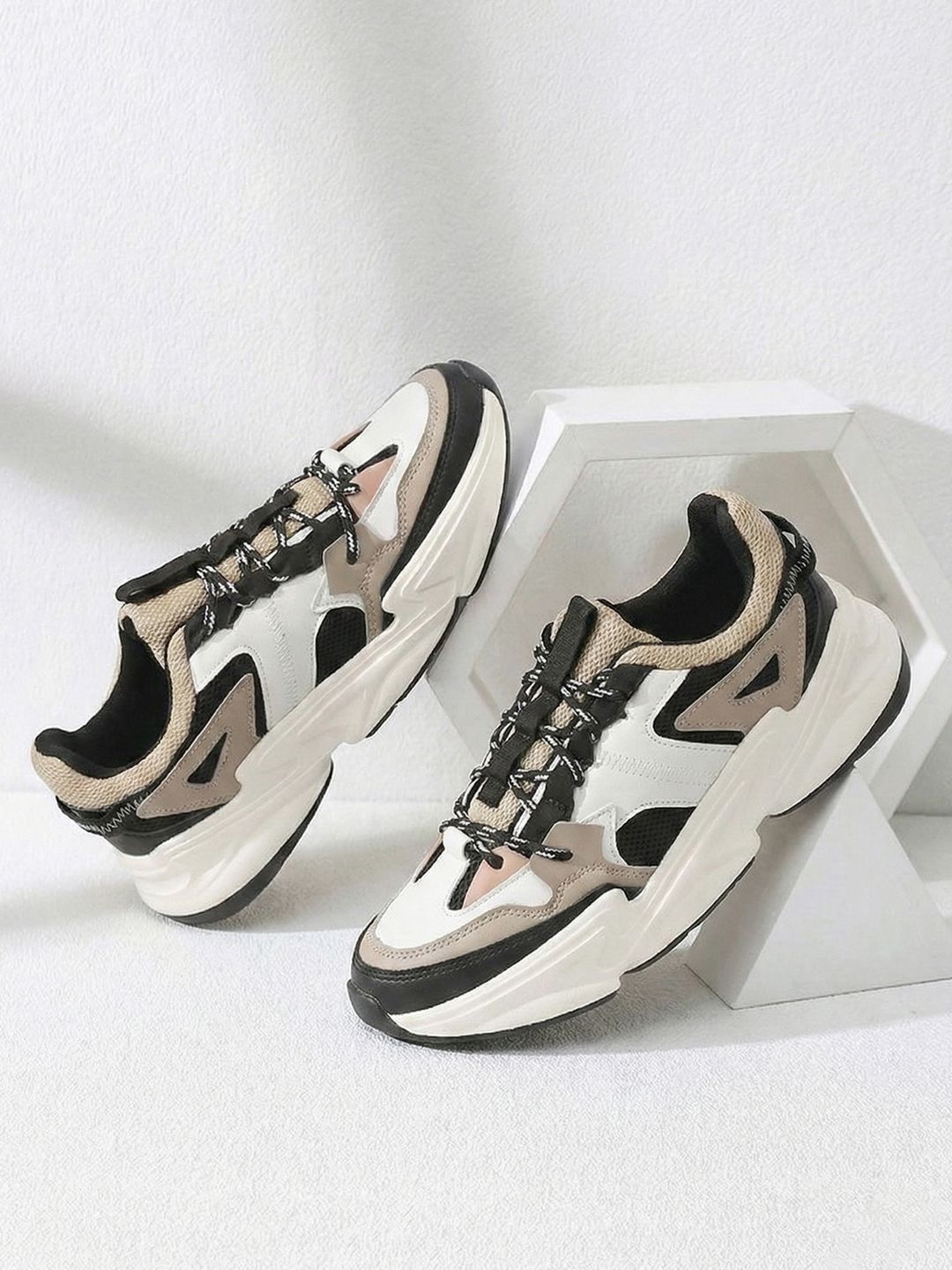 HRX by Hrithik Roshan Men Colourblocked Sneakers