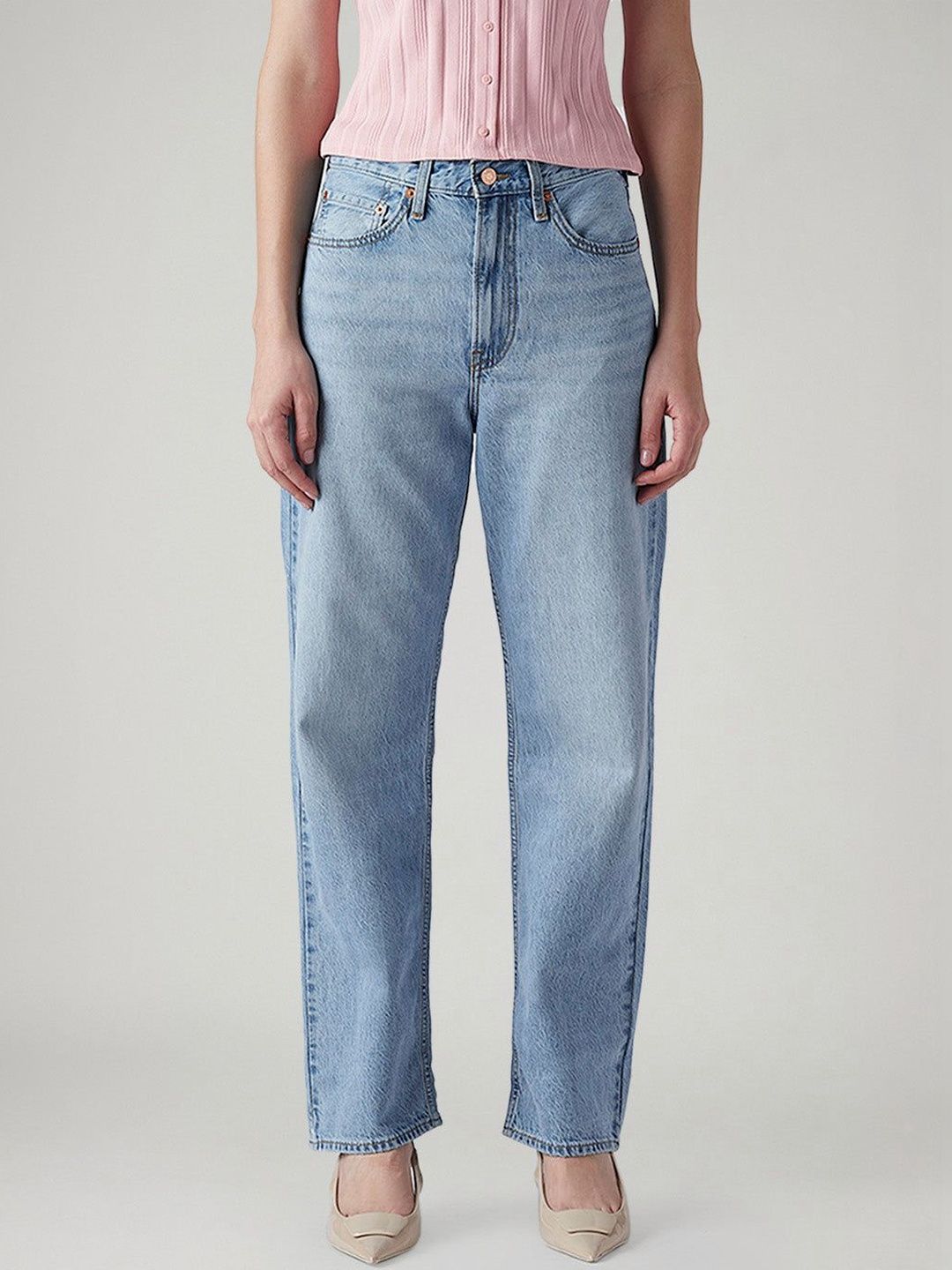 Classic Straight Fit High-Rise Light Fade Jeans