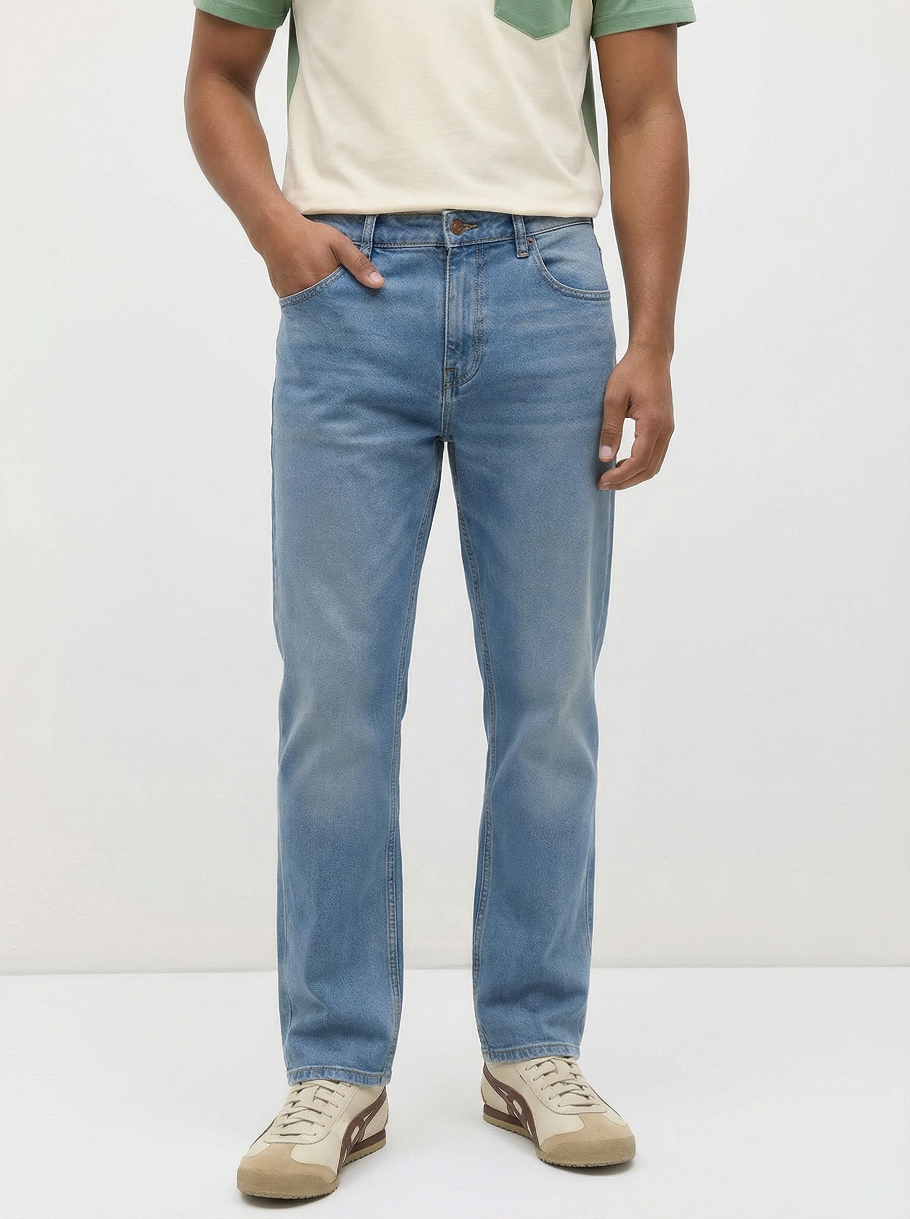 The Roadster Life Co. Men Regular Fit Pure Cotton Jeans