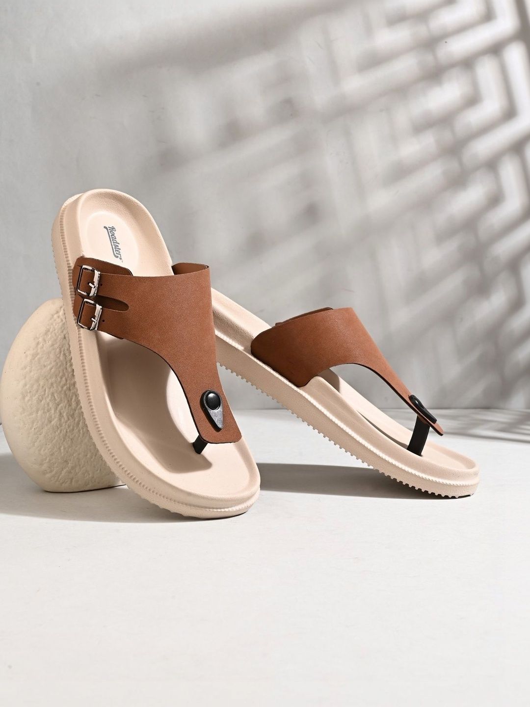 The Roadster Lifestyle Co Men Thong Flip-Flops