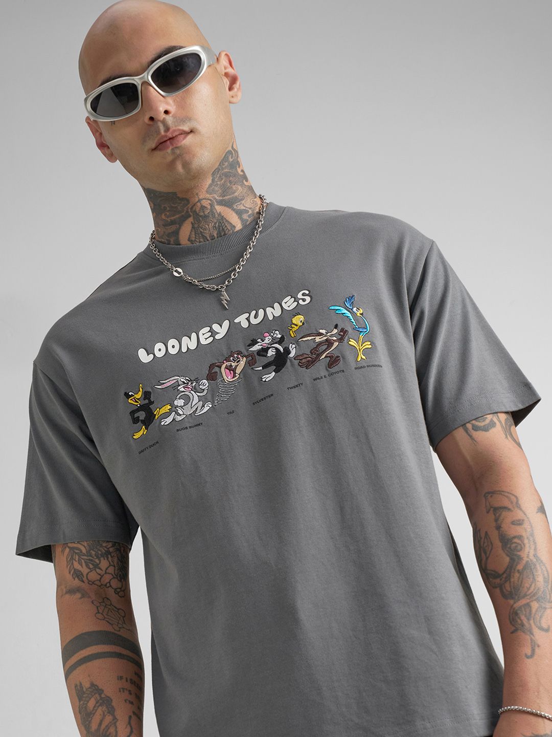 HIGHLANDER Men Looney Tunes Printed T-shirt