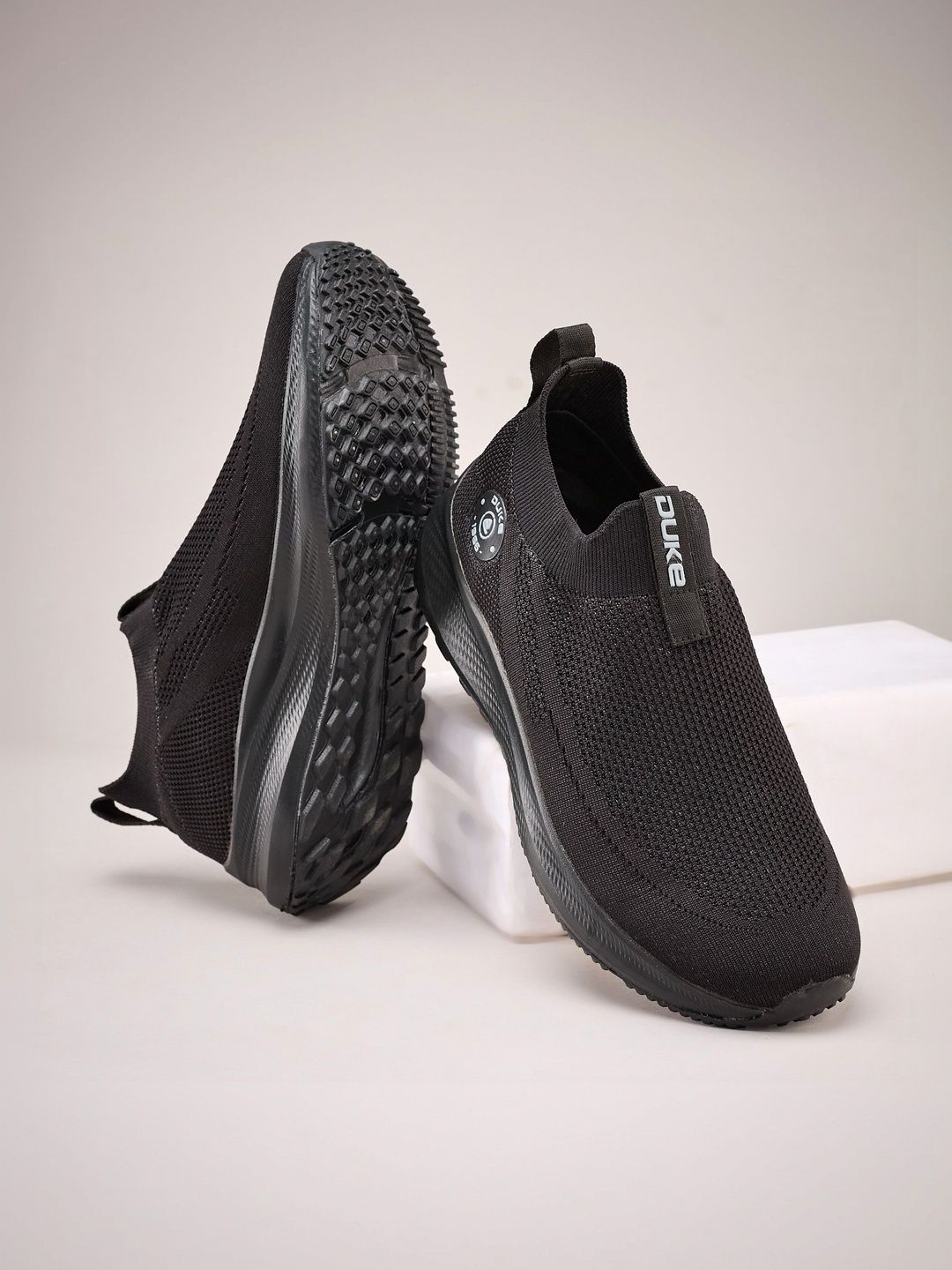 Duke Men Textile Walking Shoes