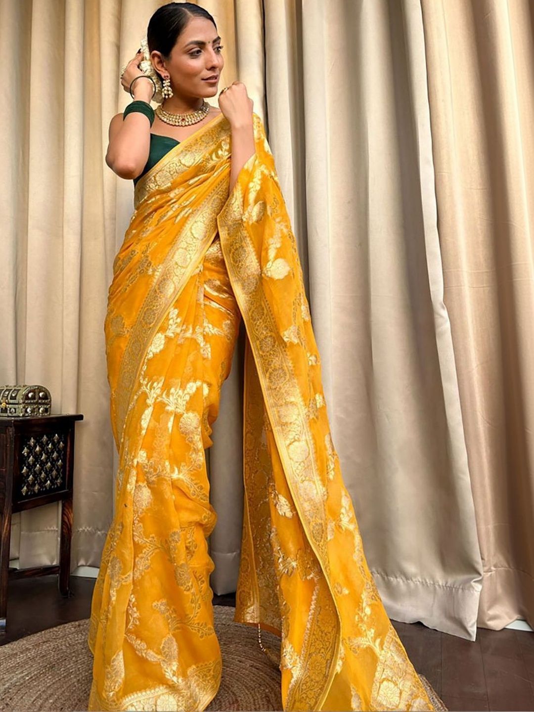 GAMVIYA Leheriya Zari Silk Blend Designer Banarasi Saree