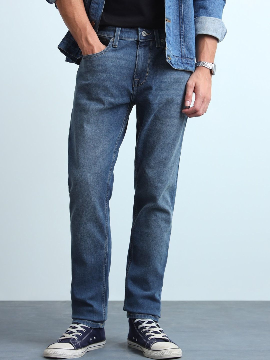 Flying Machine Men Tapered Fit Mid-Rise Light Fade Stretchable Jeans