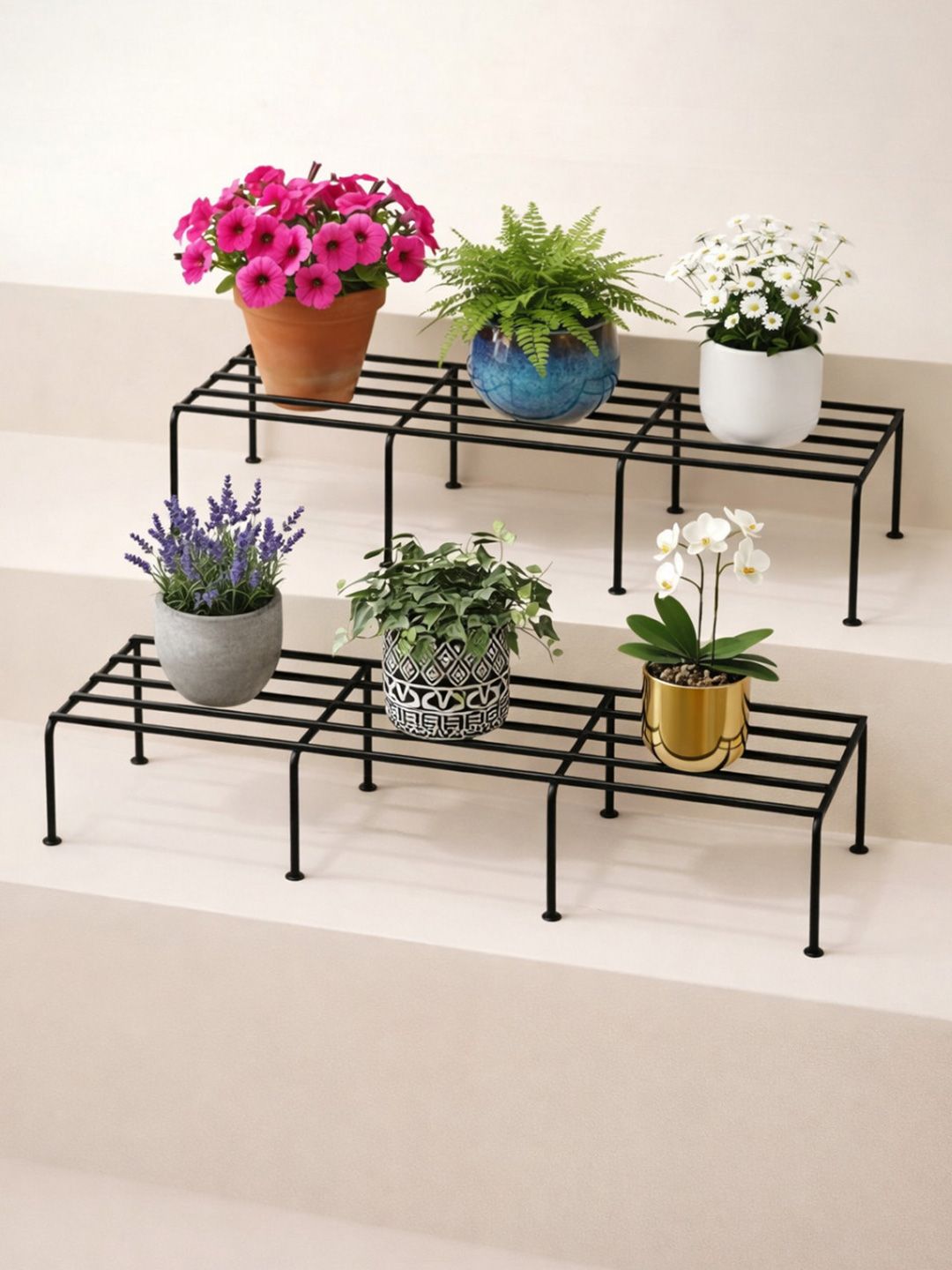 DeoDap 2Pcs Black Textured Metal Planter Stands