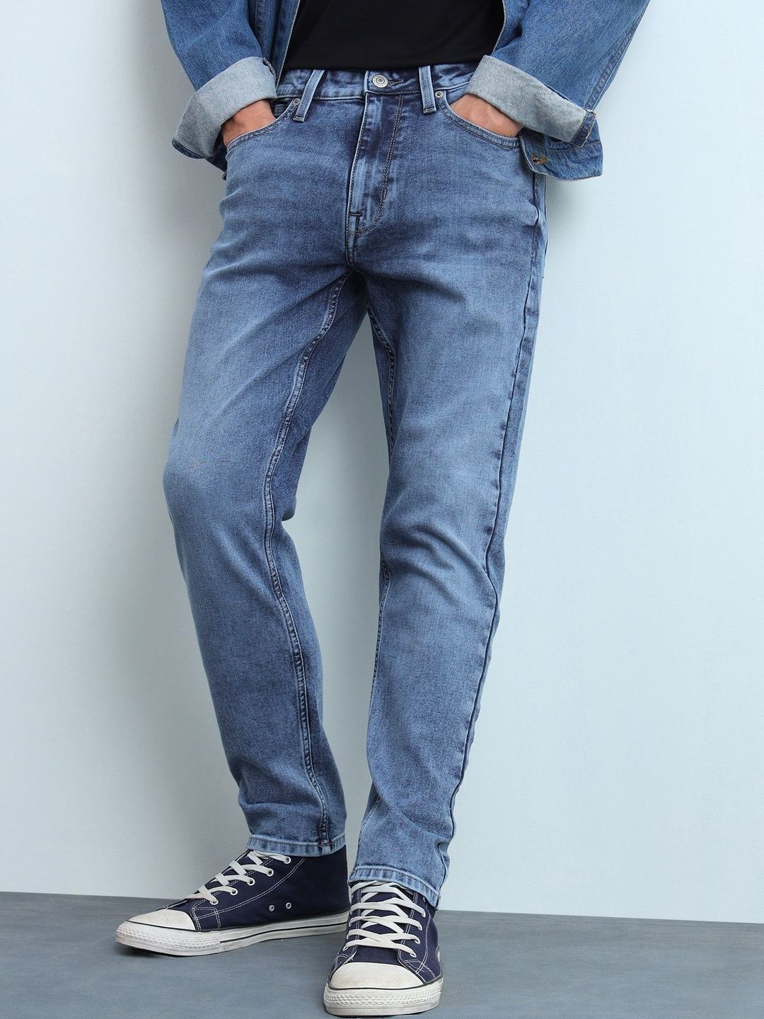 Flying Machine Men Relaxed Fit Mid-Rise Light Fade Stretchable Jeans deal from myntra Flying Machine Men Relaxed Fit Mid-Rise Light Fade Stretchable Jeans deal from myntra