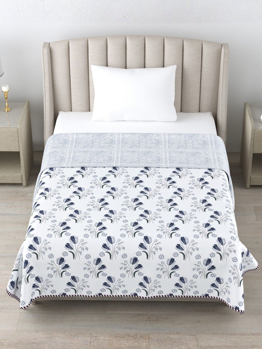 LIVING ROOTS LIVING ROOTS Red & Black Floral AC Room Dohar