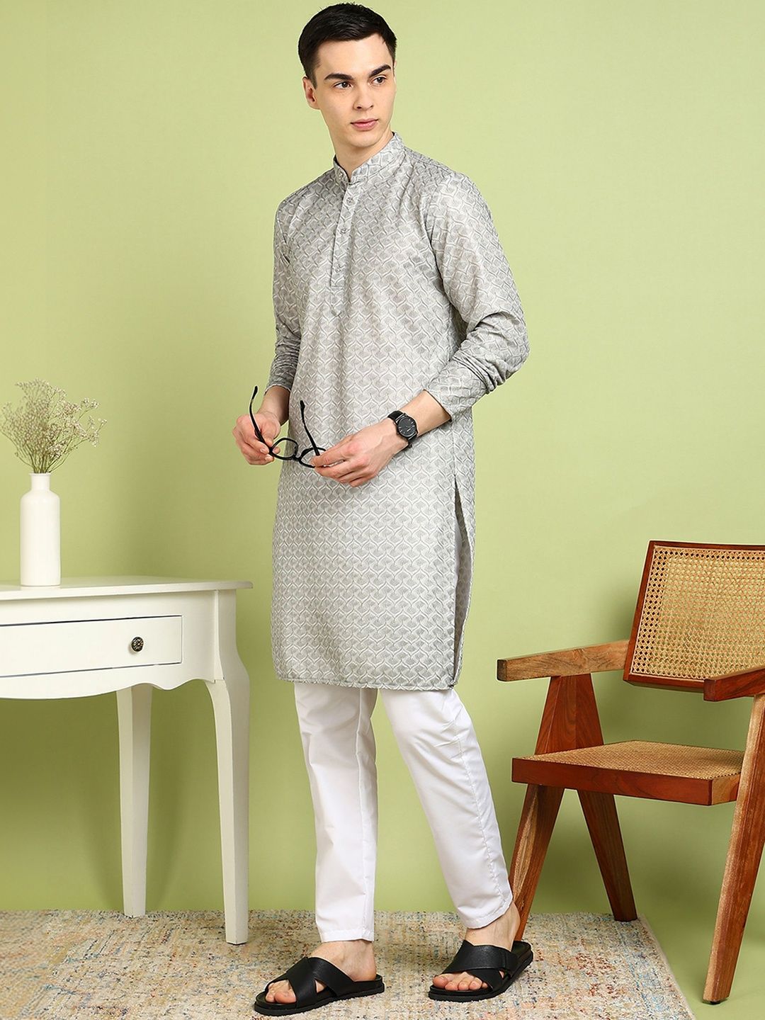 FUBAR Men Geometric Embroidered Thread Work Kurta