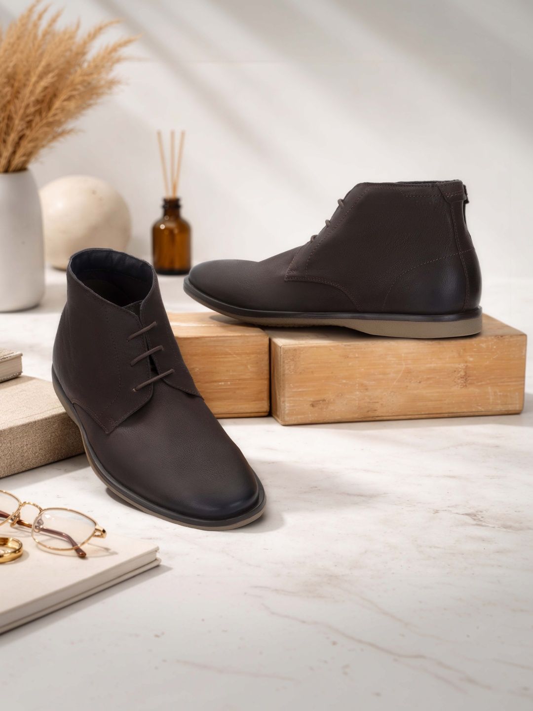 Ruosh Ruosh Men Mid Top Leather Chukka Boots