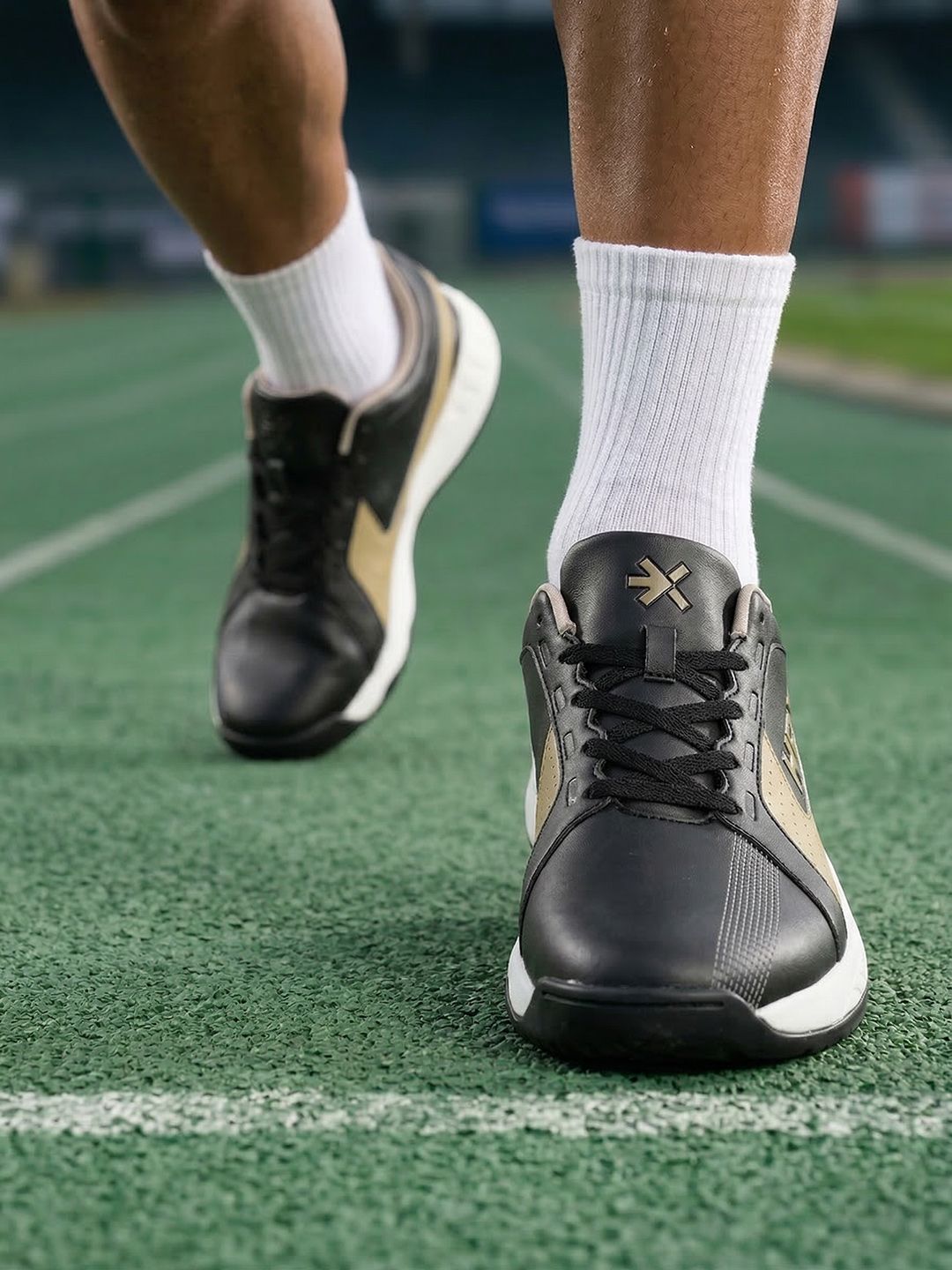 HRX by Hrithik Roshan Men Basketball Shoes