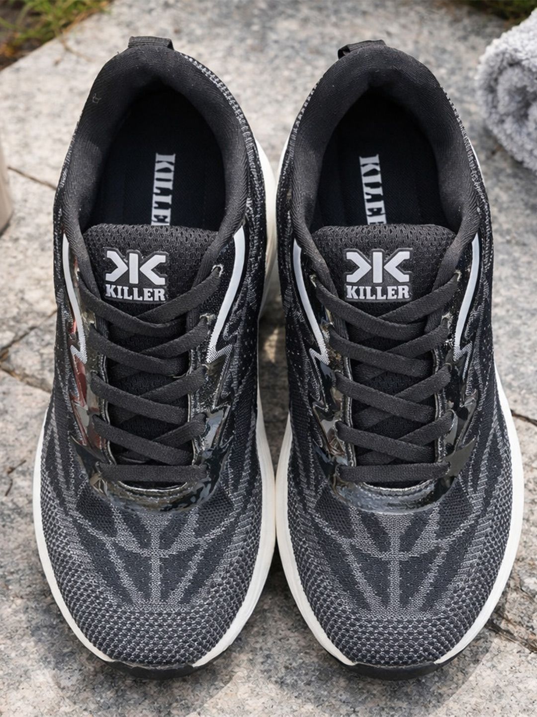 Killer Men Mesh Running Shoes