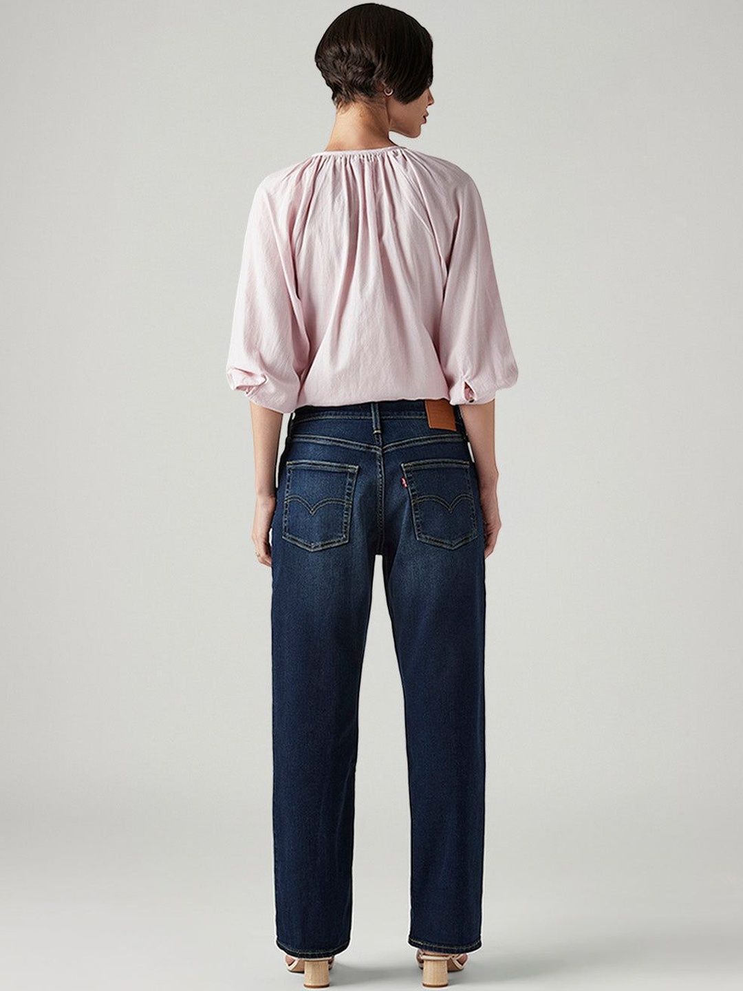 Classic Mid-Rise Light Fade Stretchable Jeans