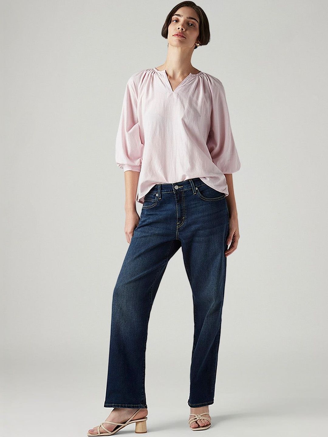 Classic Mid-Rise Light Fade Stretchable Jeans