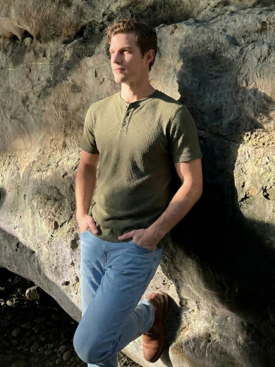 The Roadster Lifestyle Co. Men Mandarin Collar T-shirt