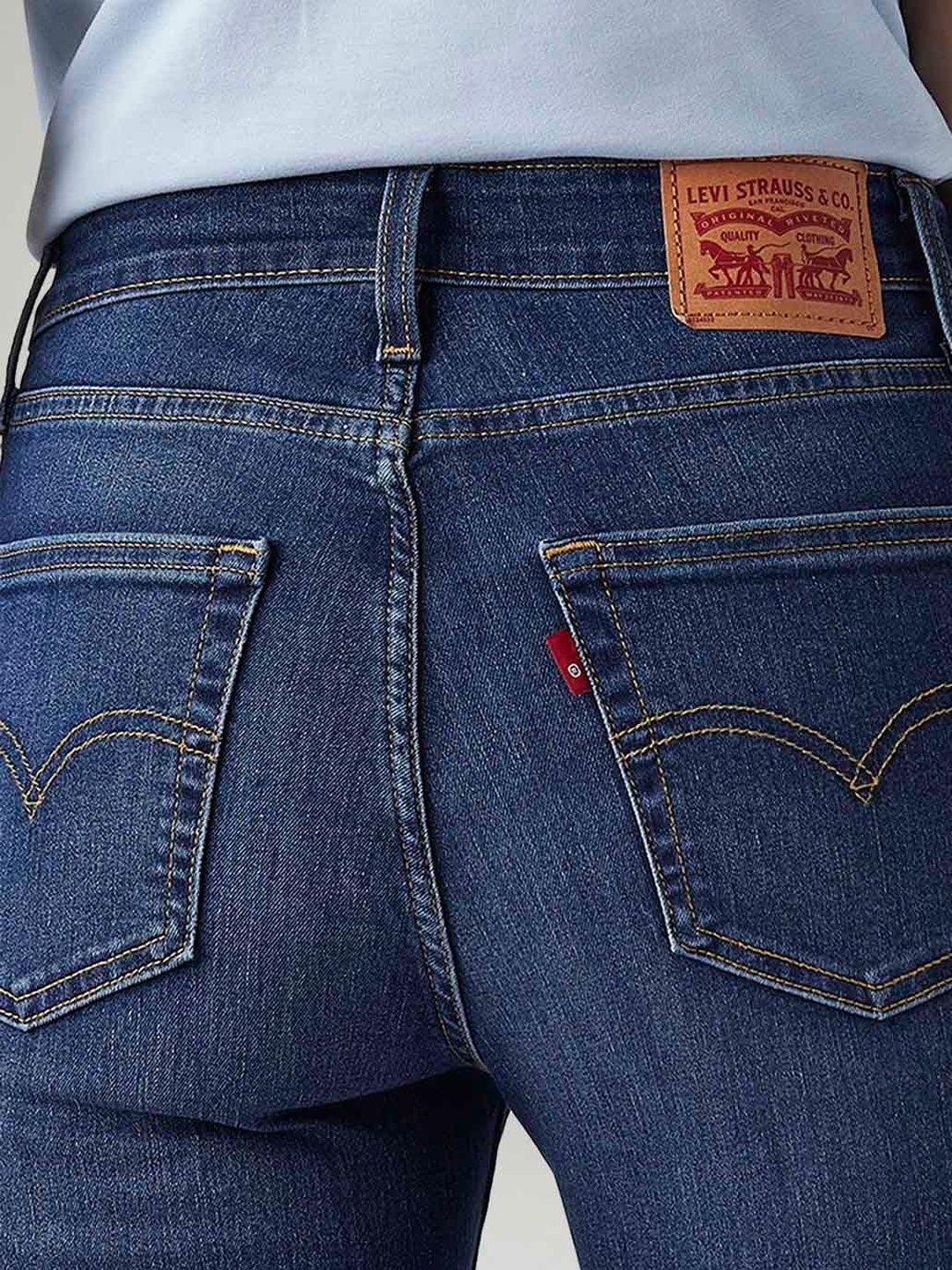 Classic Bootcut High-Rise Light Fade Stretchable Jeans