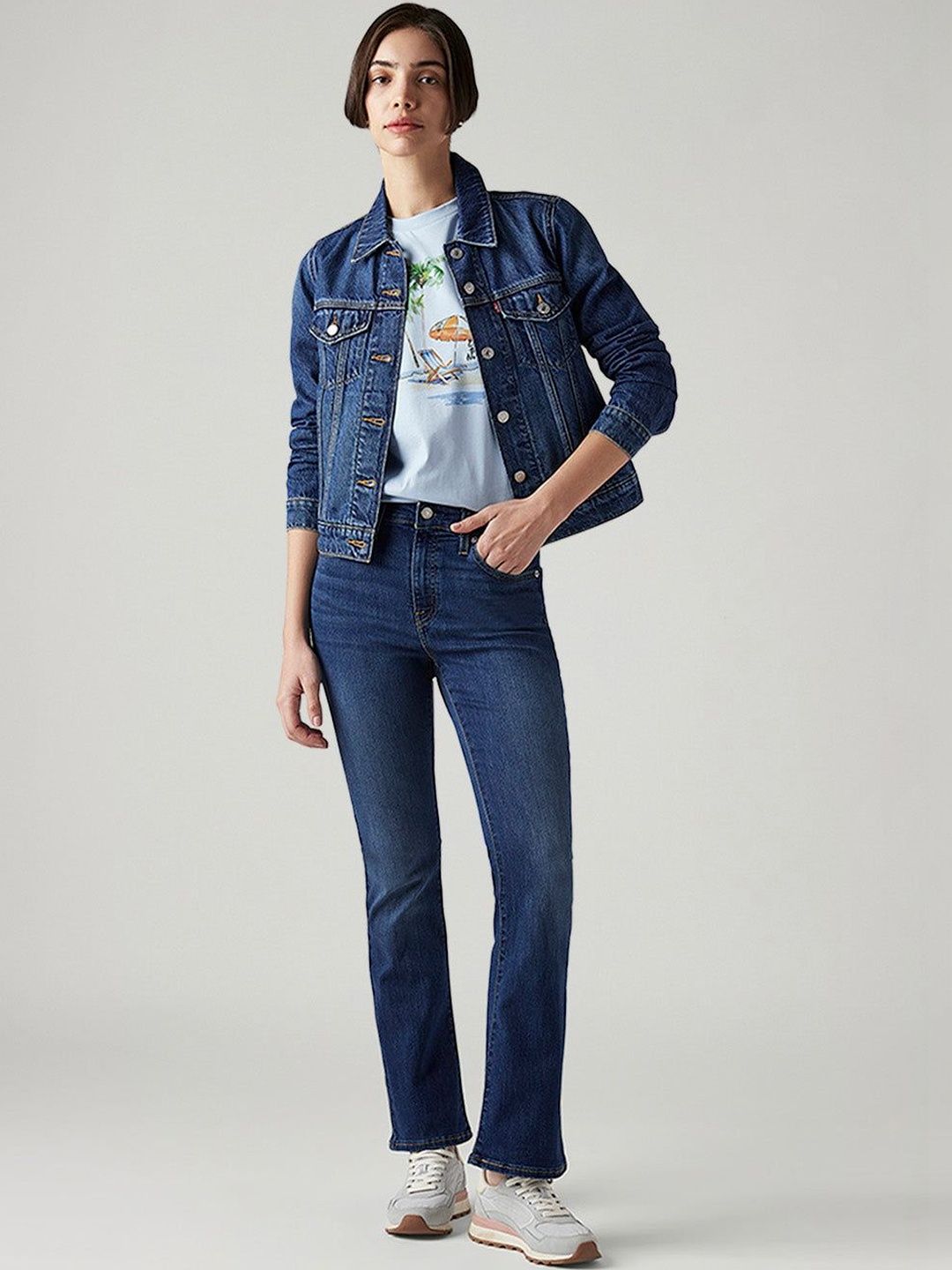 Classic Bootcut High-Rise Light Fade Stretchable Jeans