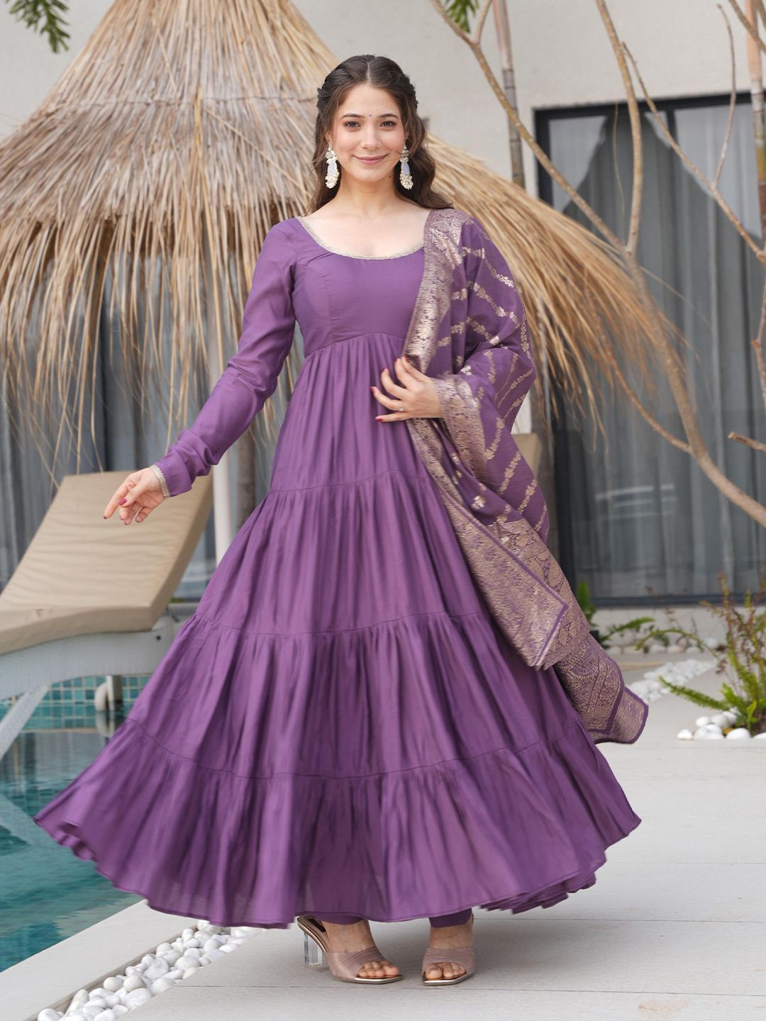 SAJAVAT ETHENIC WEAR SAJAVAT ETHENIC WEAR Women Tiered Chanderi Silk Kurta with Trousers & With Dupatta