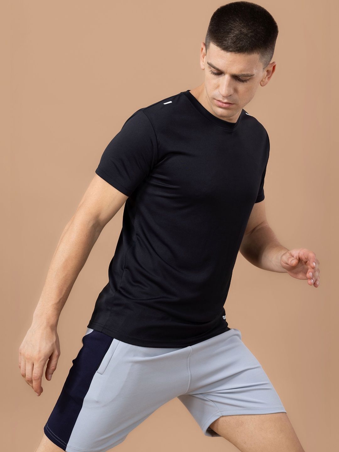 Buy HRX by Hrithik Roshan Drop-Shoulder Sleeves Relaxed Fit