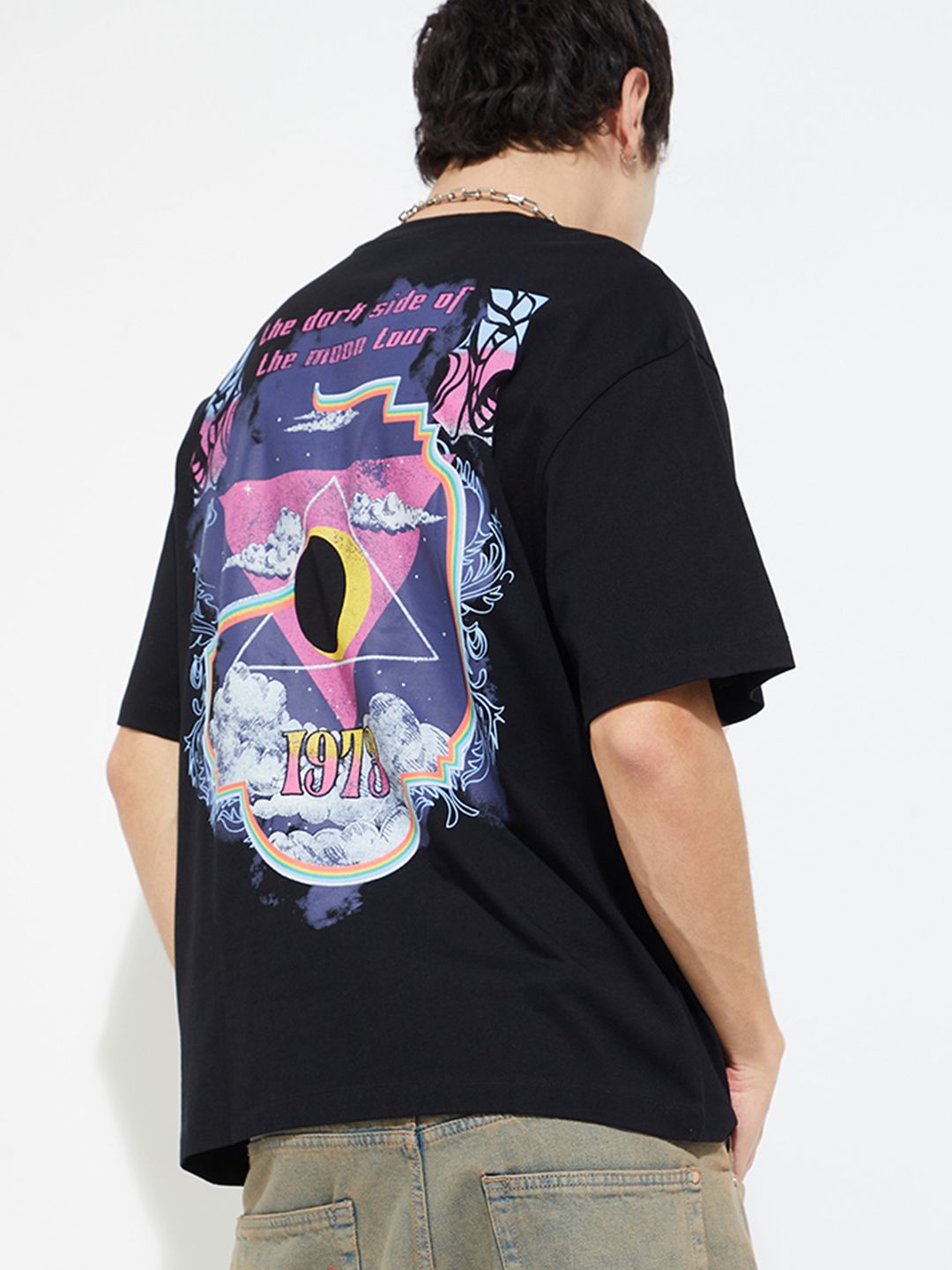 max Graphic Printed Round Neck Cotton T-shirt