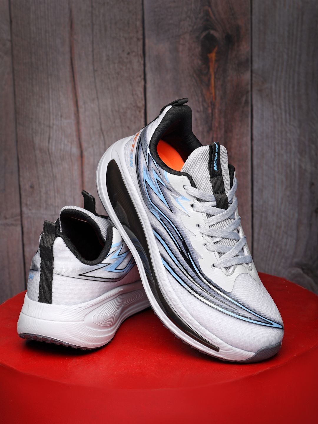 Action Men Mesh Running Non-Marking Shoes