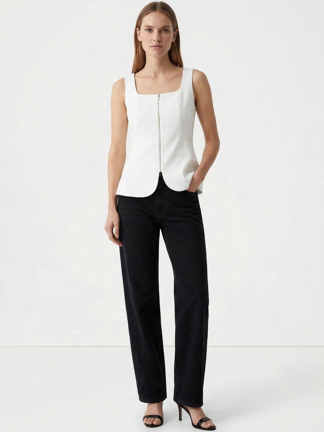Top Solid COVER STORY White Vest Zip Tops