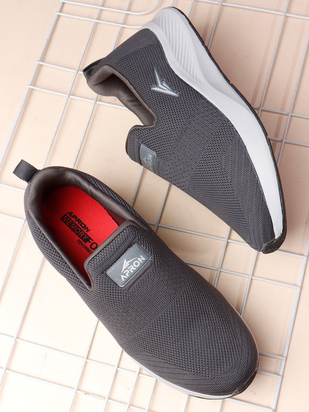 APRON Men Textile Running Non-Marking Shoes