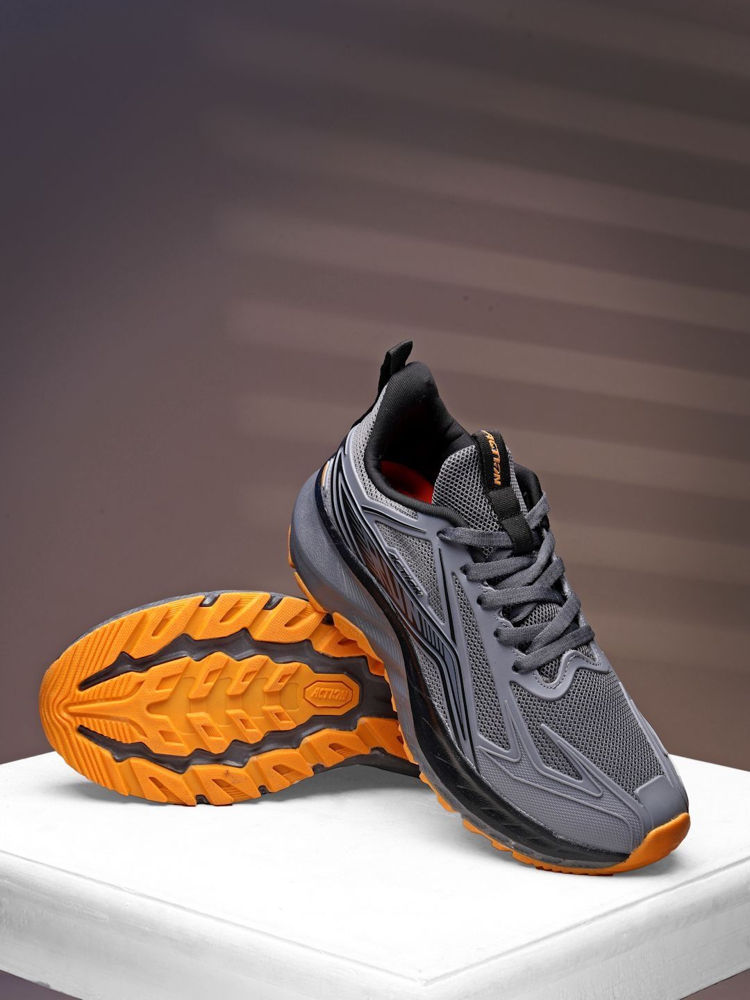 Action Men Mesh Running Non-Marking Shoes
