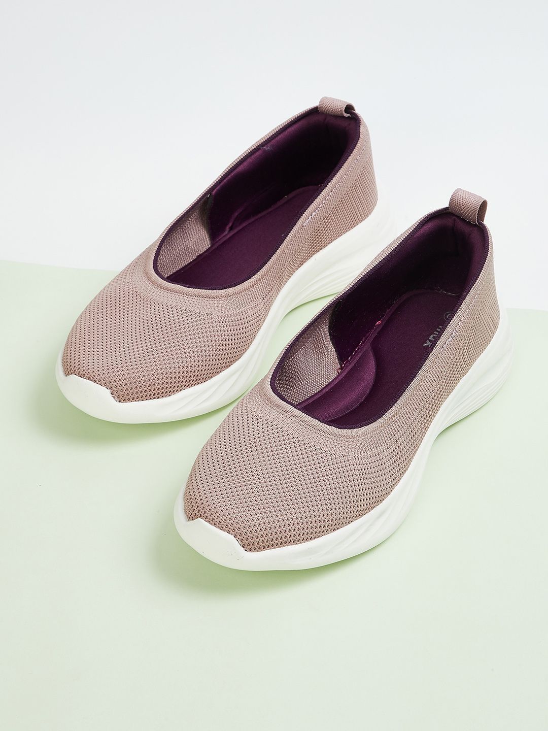 max Women Running Shoes