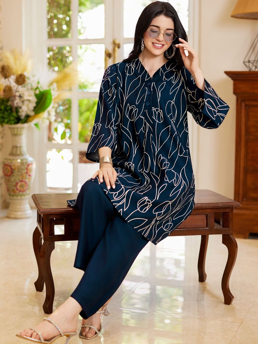 vedn Printed Top with Trousers