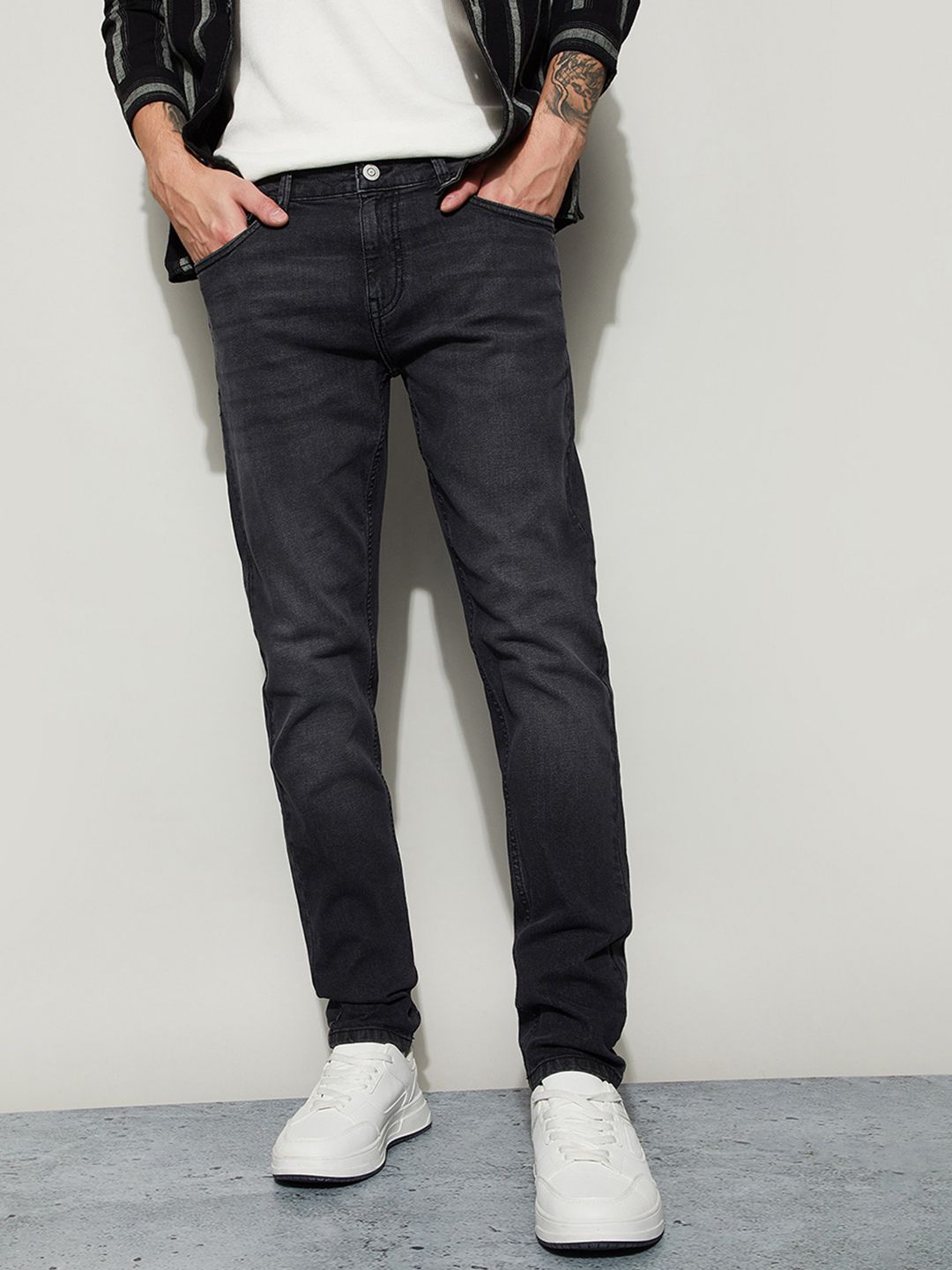 Fame Forever by Lifestyle Men Tapered Fit Mid-Rise Light Fade Jeans
