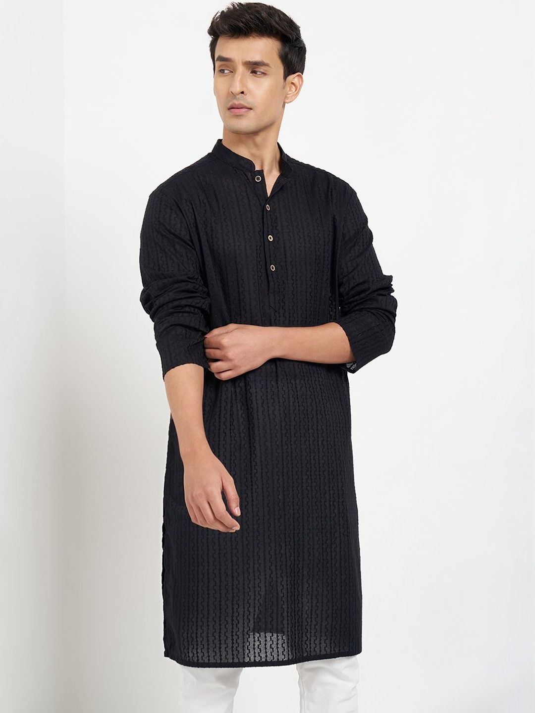 indus route by Pantaloons Men Woven Design Mandarin Collar Straight Cotton Kurta