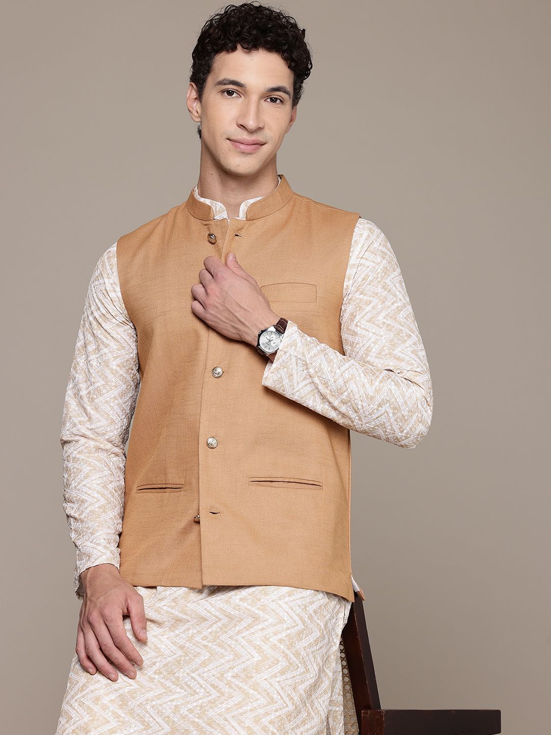 DIVISIVE Mandarin Collar Sleeveless Nehru Jacket