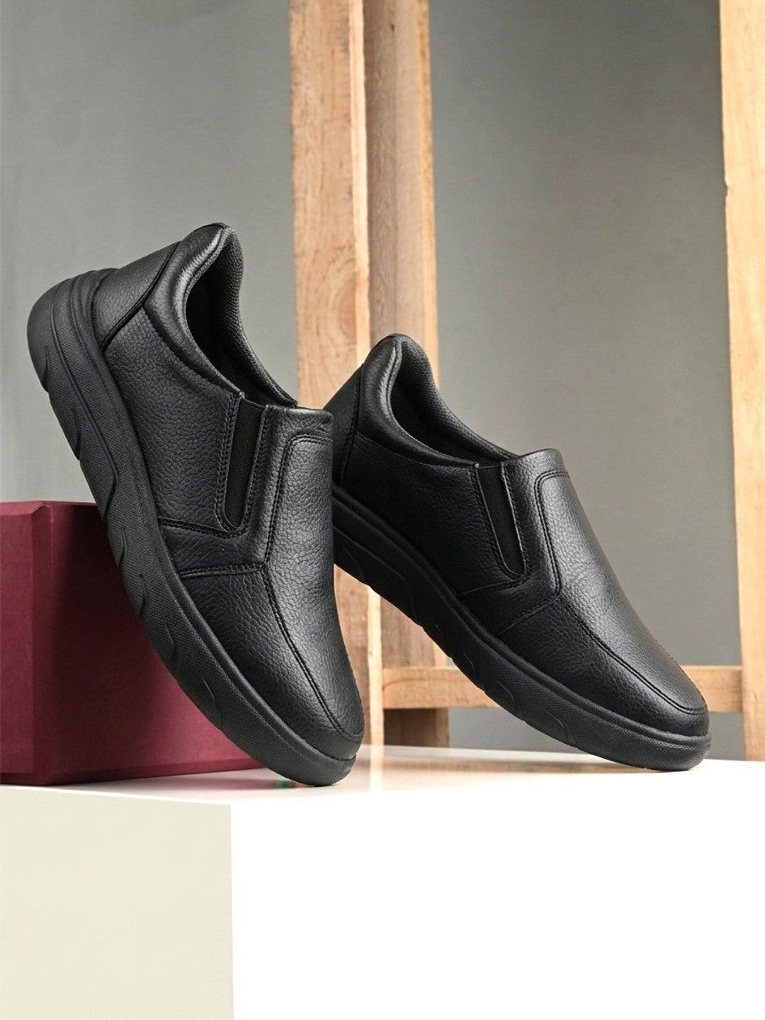 HOS Men LUNA Solid PU Coated Leather Slip-On Casual Comfortable Shoes