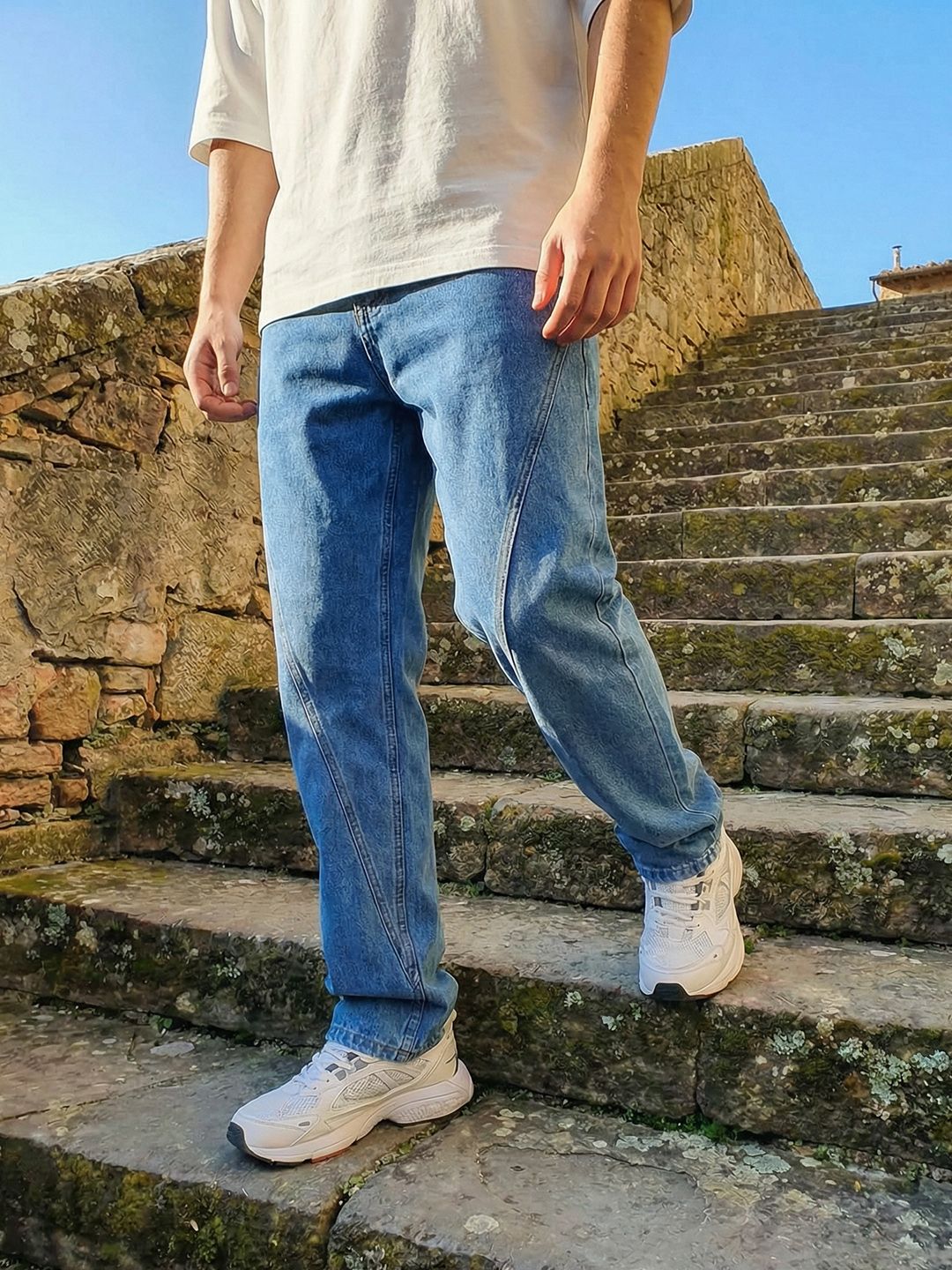 The Roadster Life Co. Men Mid-Rise Pure Cotton Straight Fit Jeans