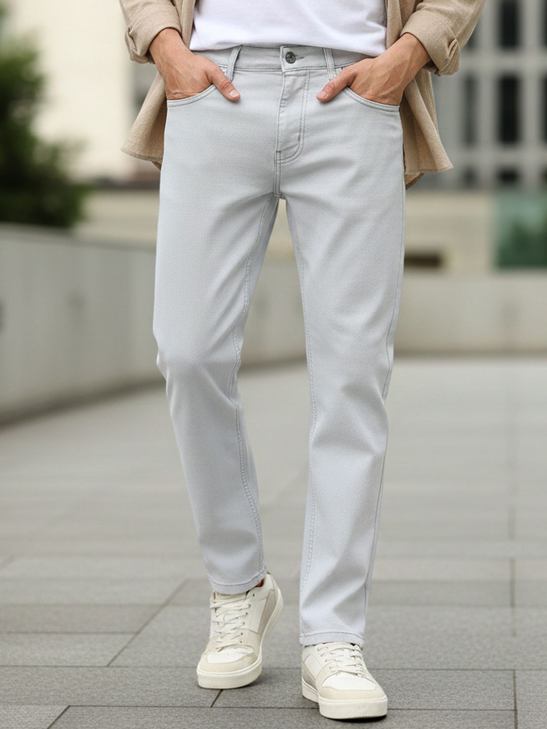 Urbano Fashion Men Washed Grey Mid-Rise Clean Look Stretchable Regular Fit Jeans