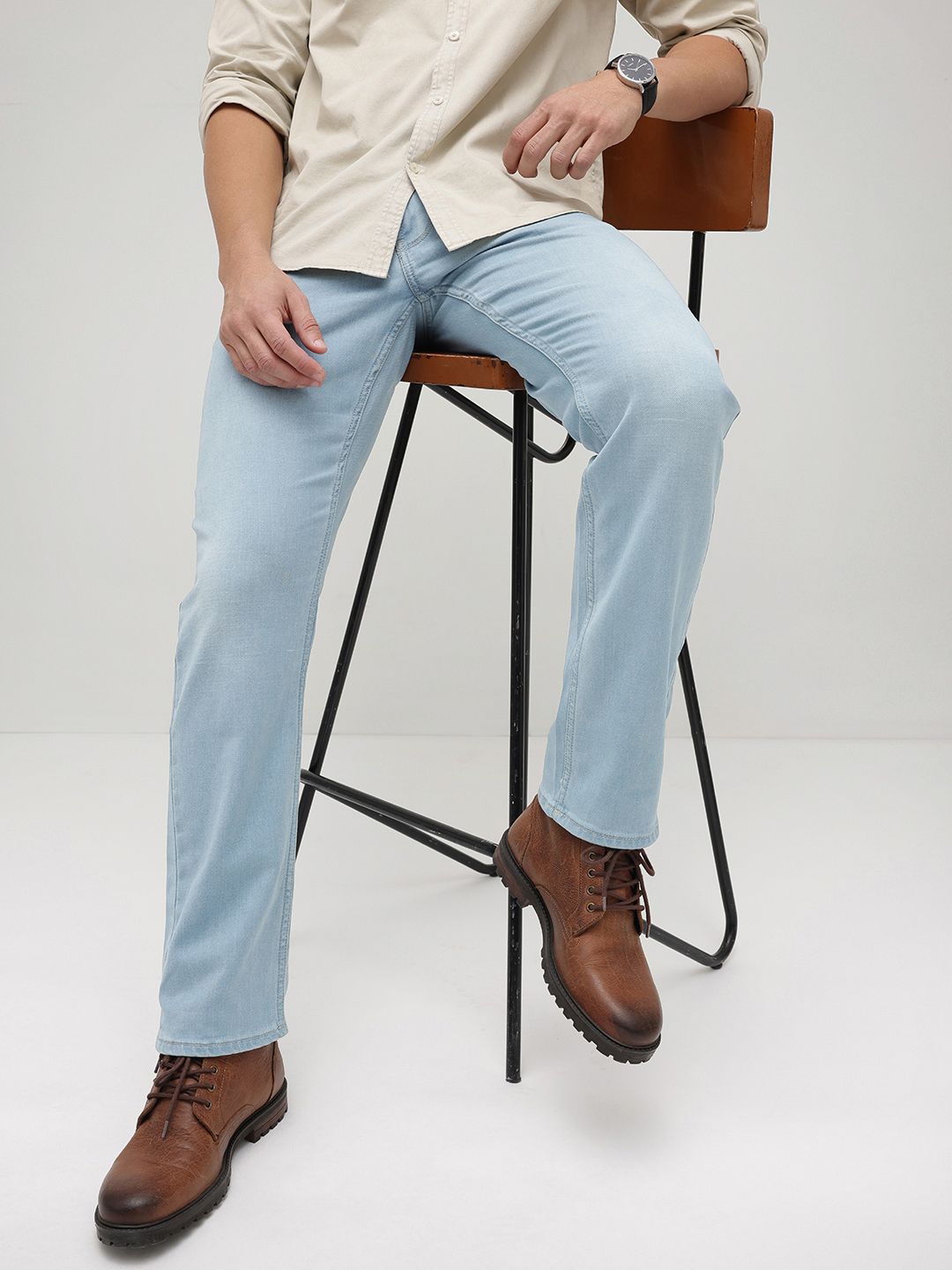 The Roadster Life Co. Men Slim Fit Stretchable Jeans With Bag