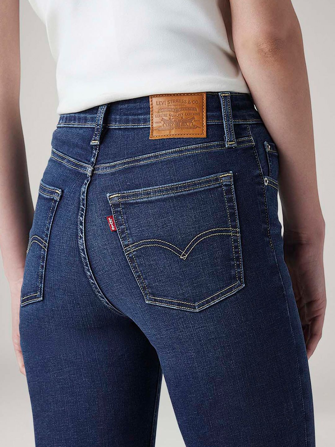 Classic Skinny Fit High-Rise Light Fade Stretchable Jeans