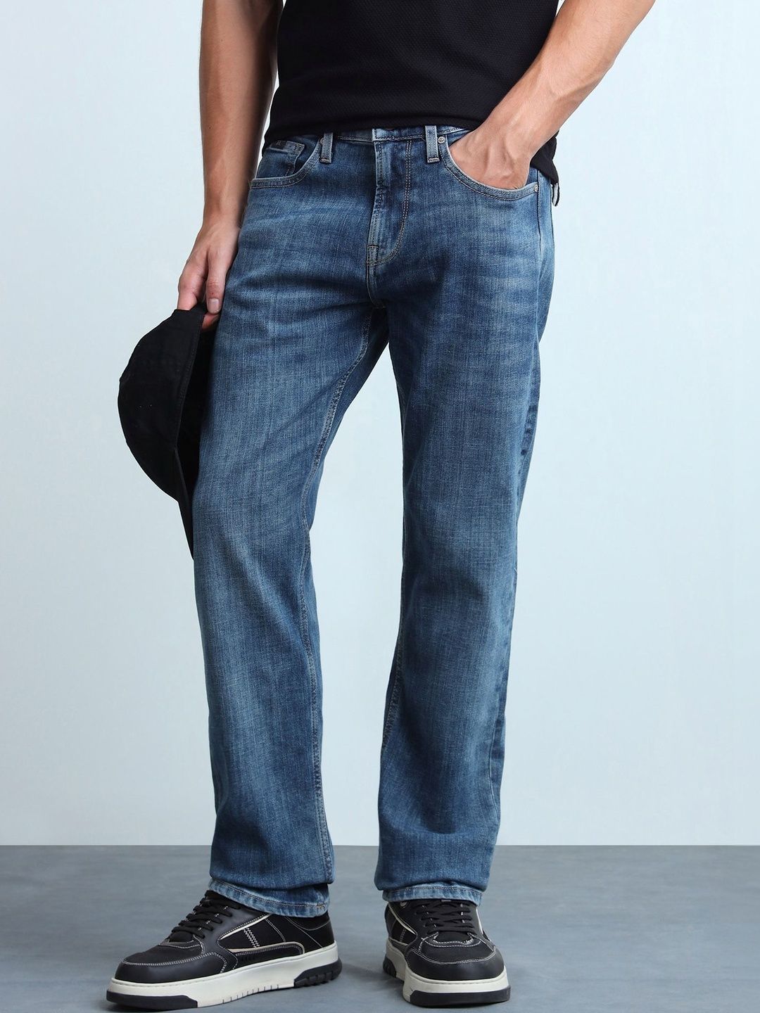 Flying Machine Men Straight Fit Mid-Rise Light Fade Stretchable Jeans