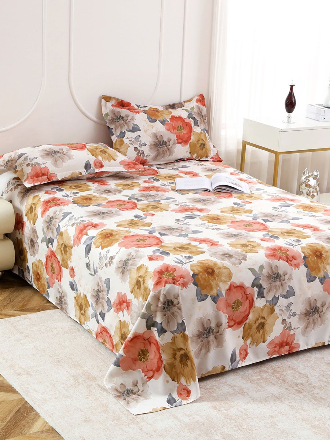 Story@home Story@home White & Orange Floral 160 TC Bedsheet with 2 Pillow Covers