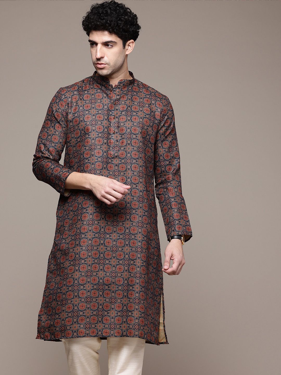 DIVISIVE Ethnic Motifs Printed Mandarin Collar Kurta