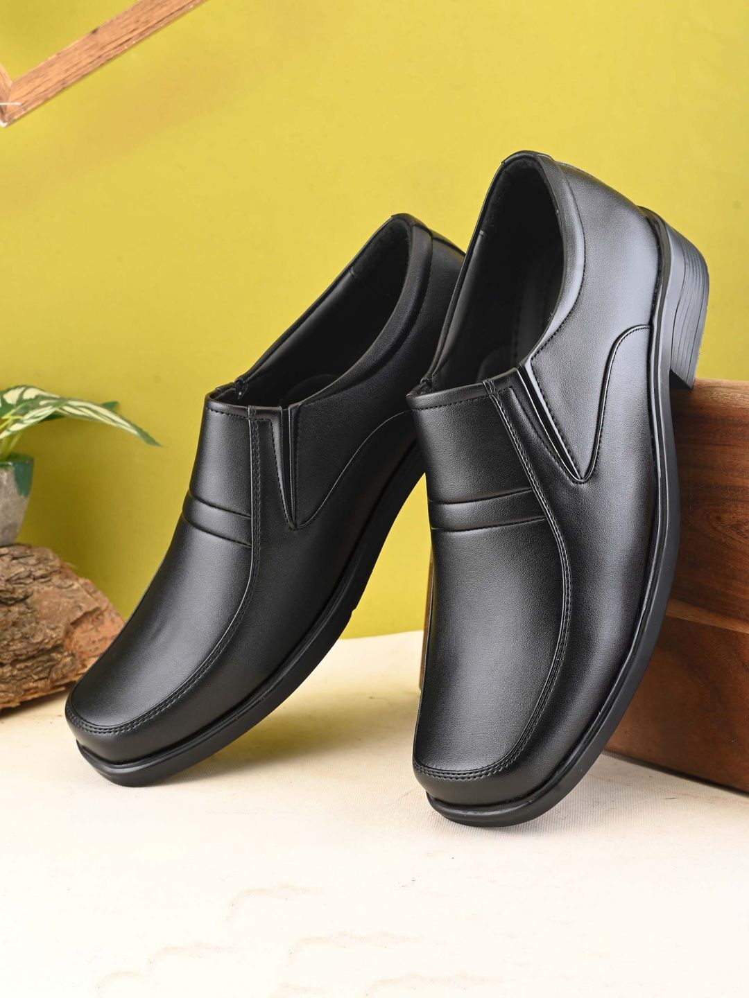 Anouk Anouk Men Round Toe Slip-On Shoes Formal Shoes