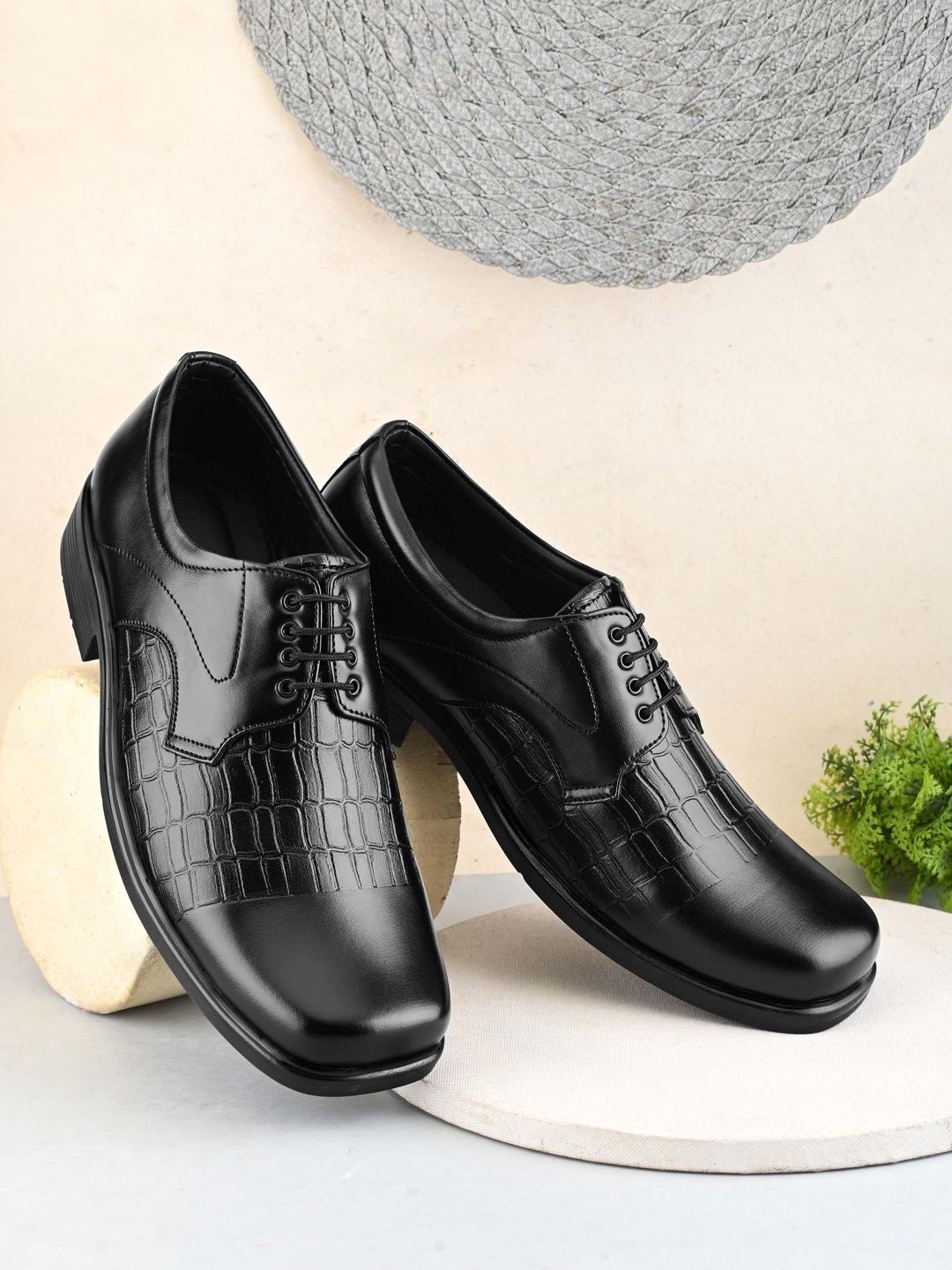 Anouk Men Round Toe Lace-Ups Derbys Formal Shoes