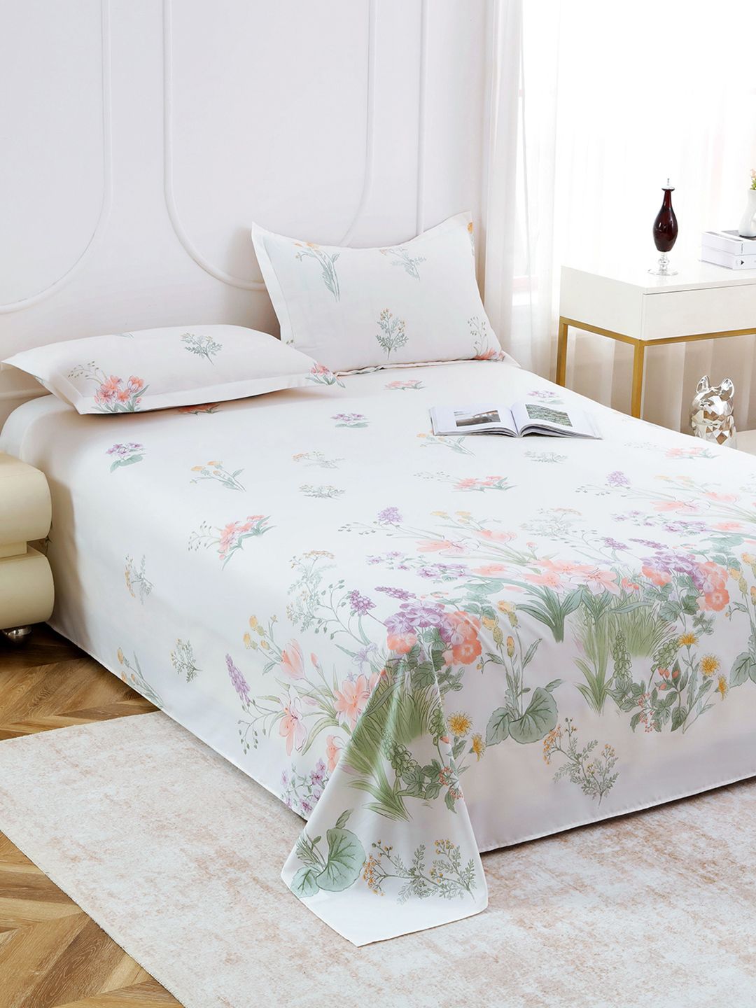 Story@home Story@home White & Green Floral 160 TC Bedsheet with 2 Pillow Covers