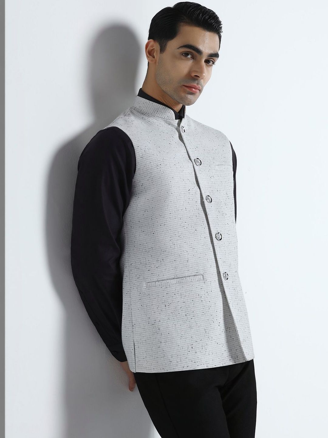 TAHVO Checked Woven Nehru Jackets